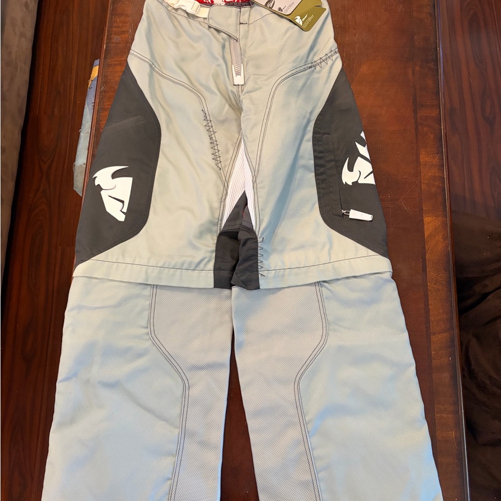 New mens Thor S7  Light Gray and Black Riding Pants Size 28